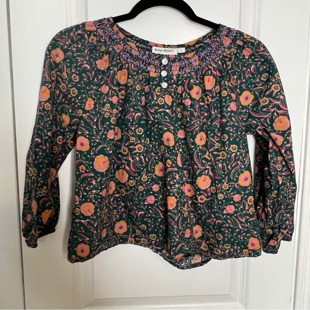 Roller Rabbit Vibrant Floral Long-Sleeve Blouse with Rounded Neckline Size 12